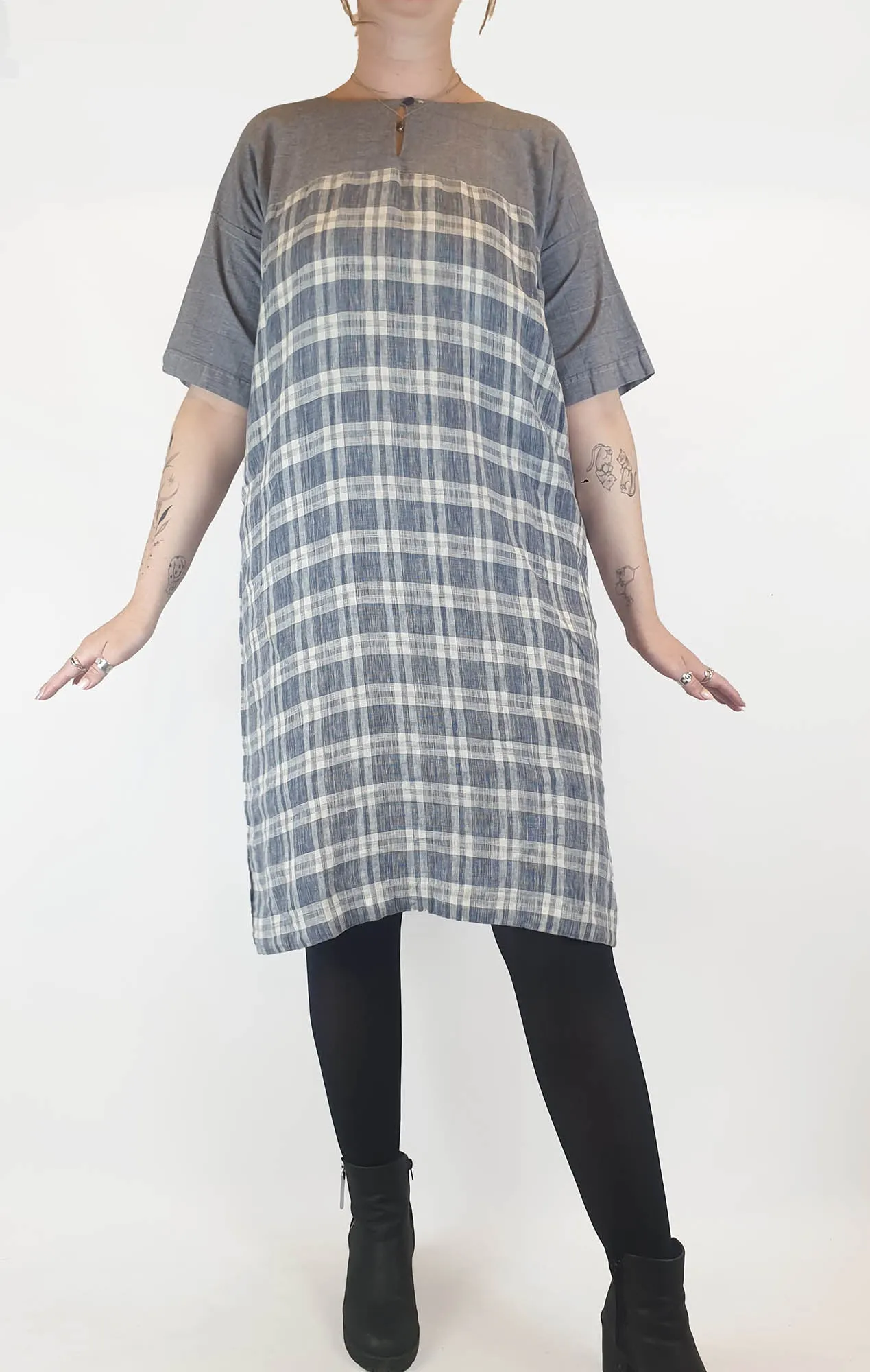 Alpha 60 blue dual textured print dress size M (best fits size 12)