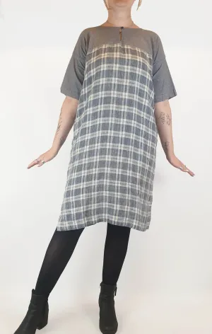 Alpha 60 blue dual textured print dress size M (best fits size 12)