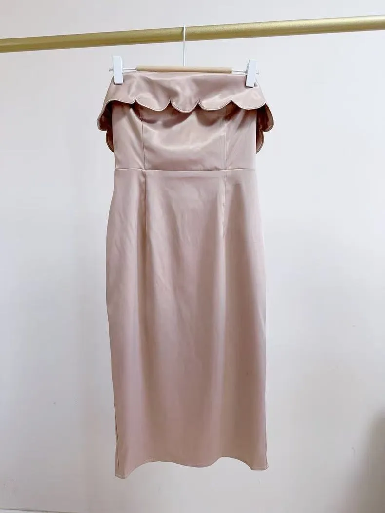 AURELIE SCALLOPED DETAIL TUBE MIDI DRESS