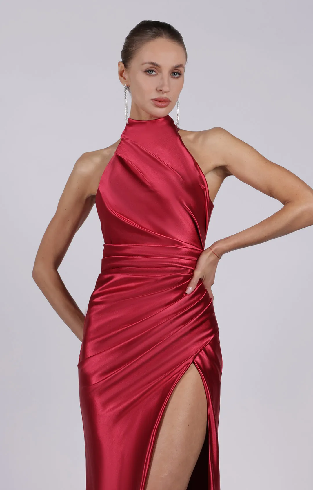 High-Neck Sleeveless Pleated High Split Small Tail Dresses