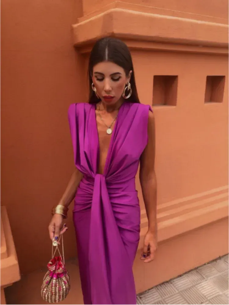 Isabella Party Dress With Deep Neckline