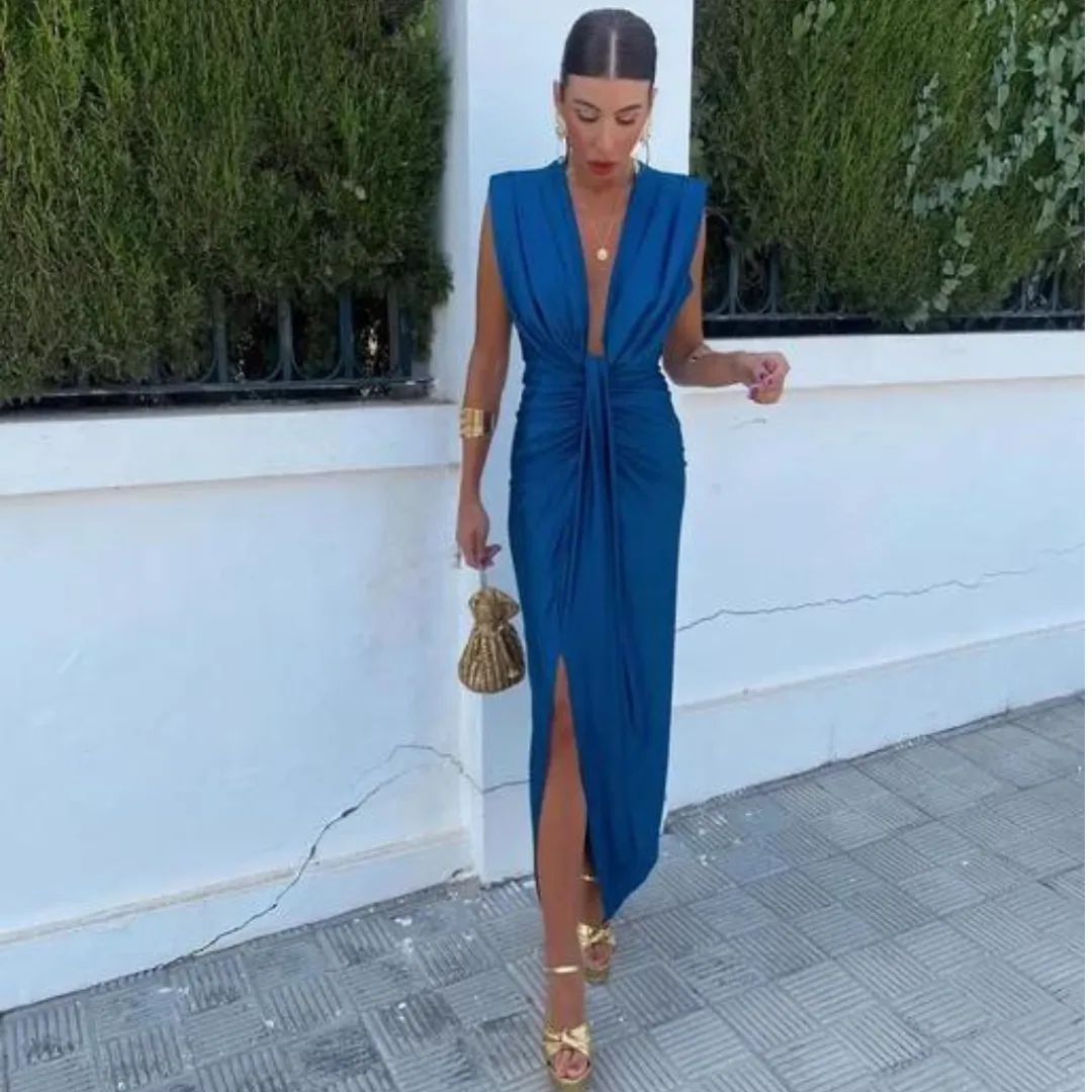 Isabella Party Dress With Deep Neckline