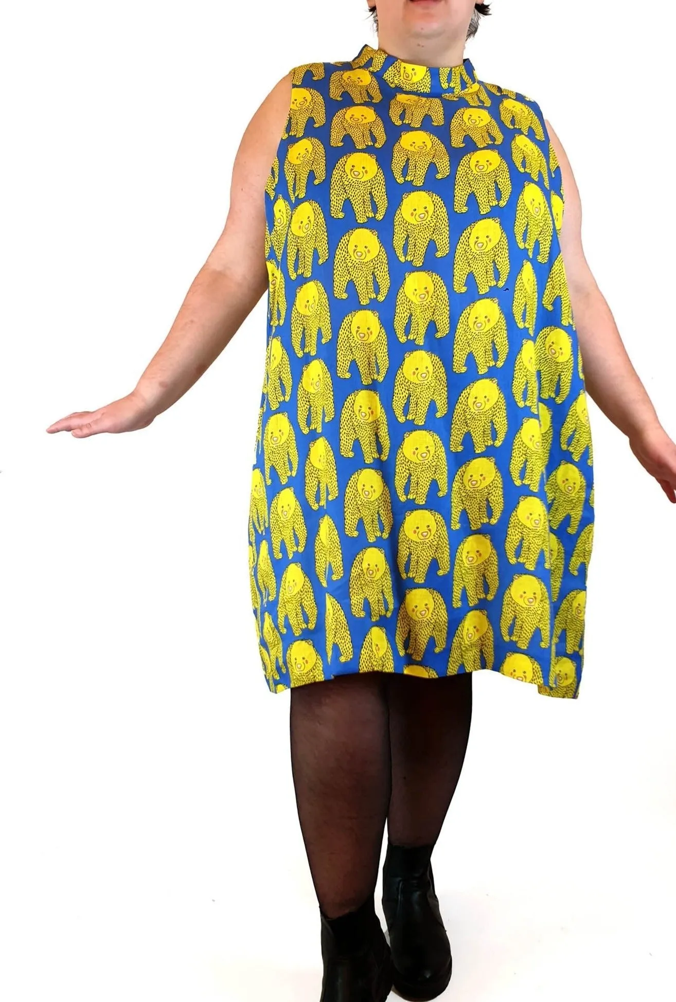 Jericho Road yellow happy bears 100% linen dress size 22