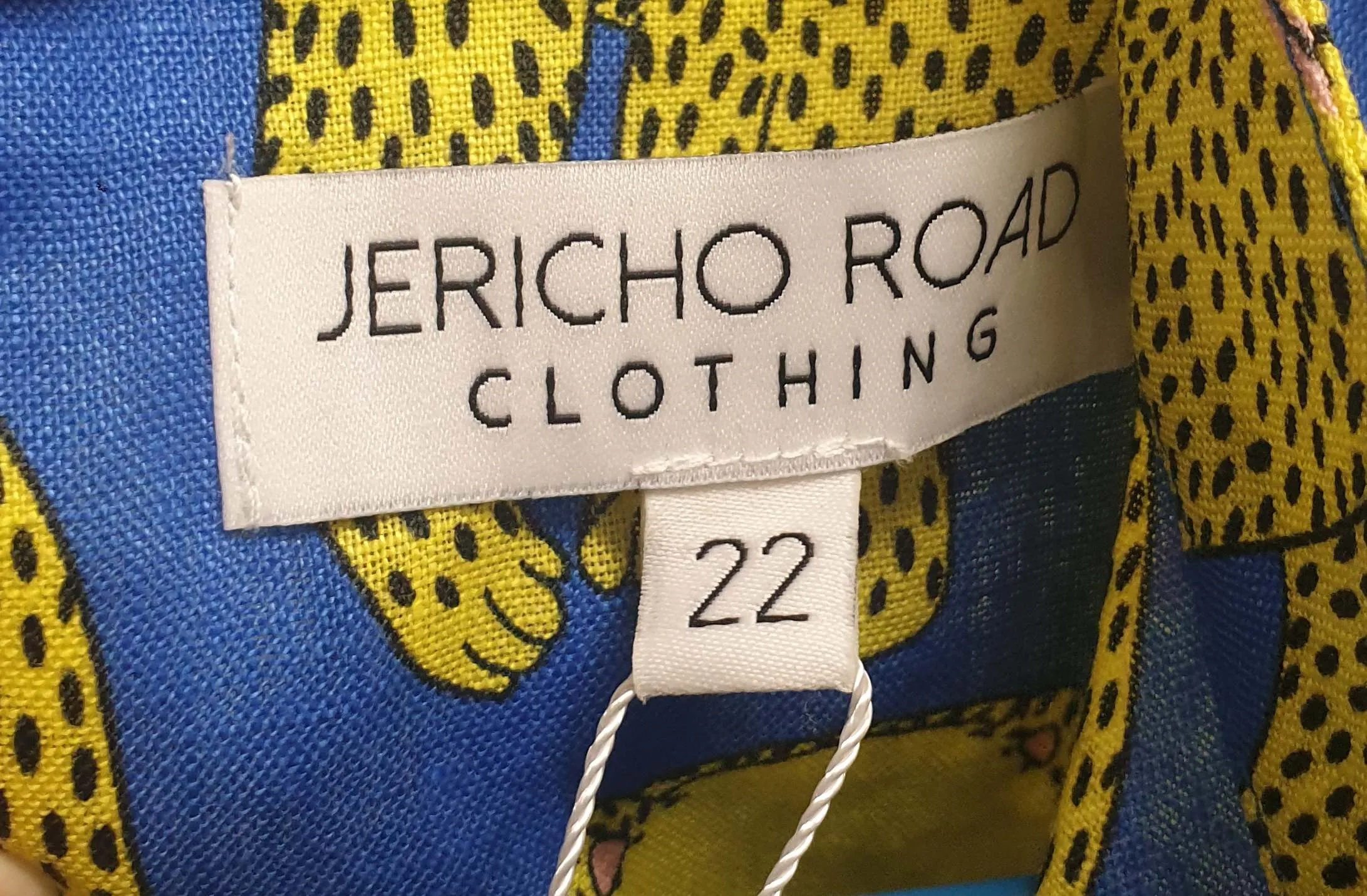 Jericho Road yellow happy bears 100% linen dress size 22