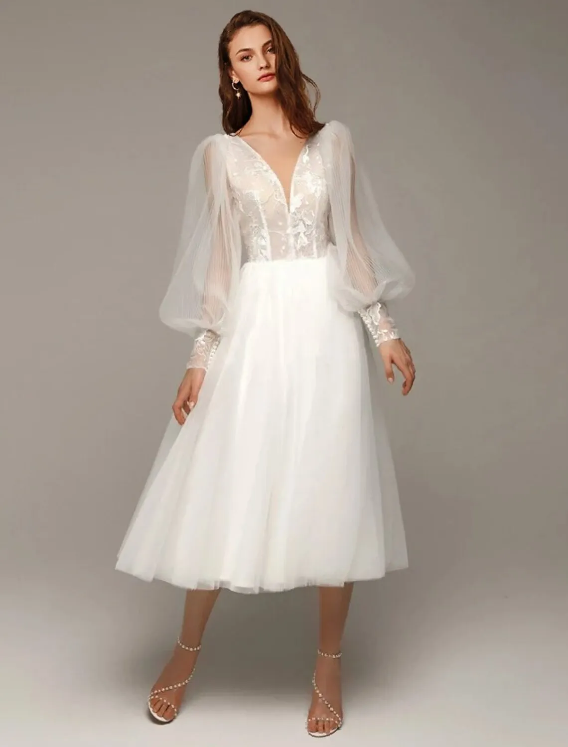 Luolandi Hall Vintage 1940s / 1950s Little White Dresses Wedding Dresses A-Line V Neck Long Sleeve Tea Length Satin Bridal Gowns With Appliques