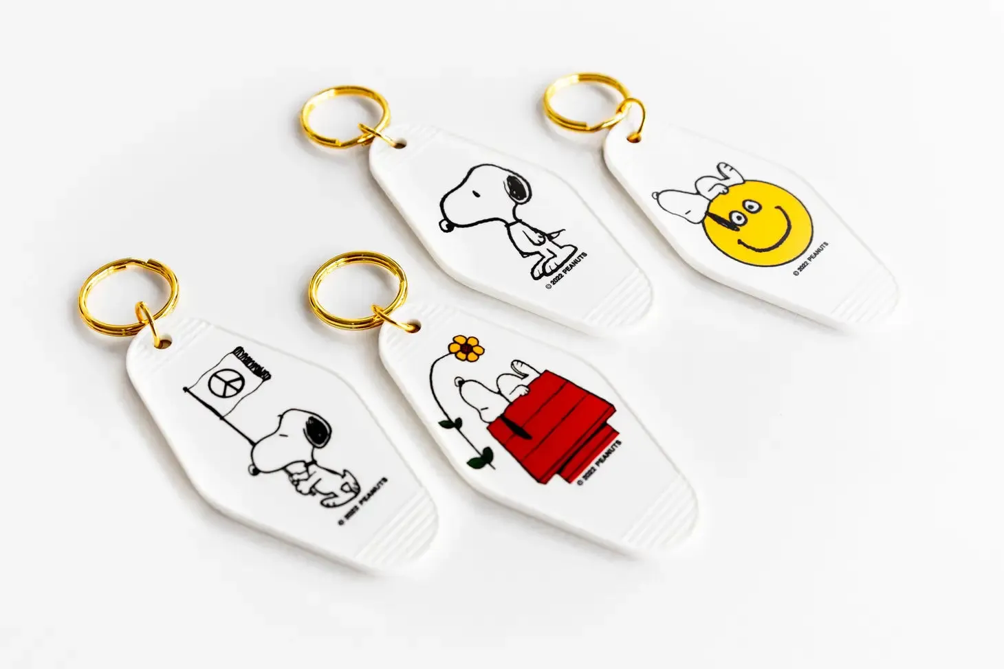 Peanuts - Snoopy Smiley Key Tag
