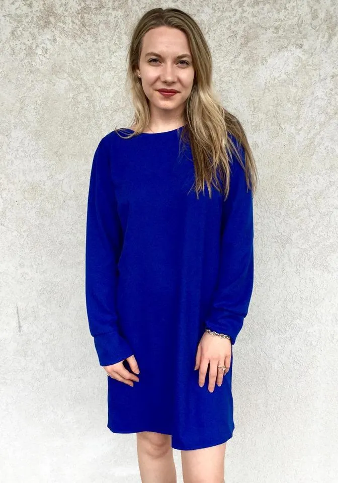 Pleated dress with long sleeve