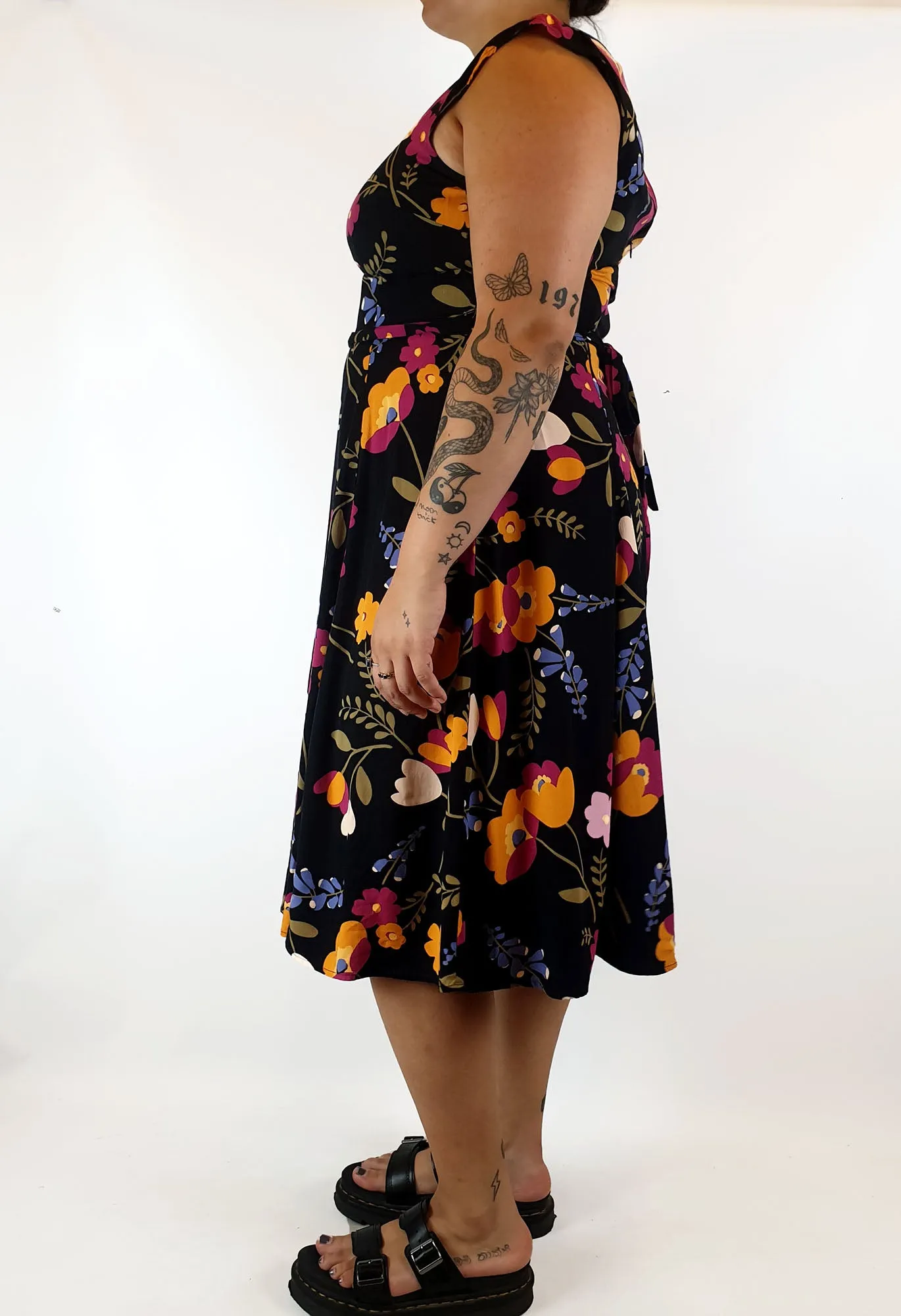 Princess Highway black and floral print dress size 16