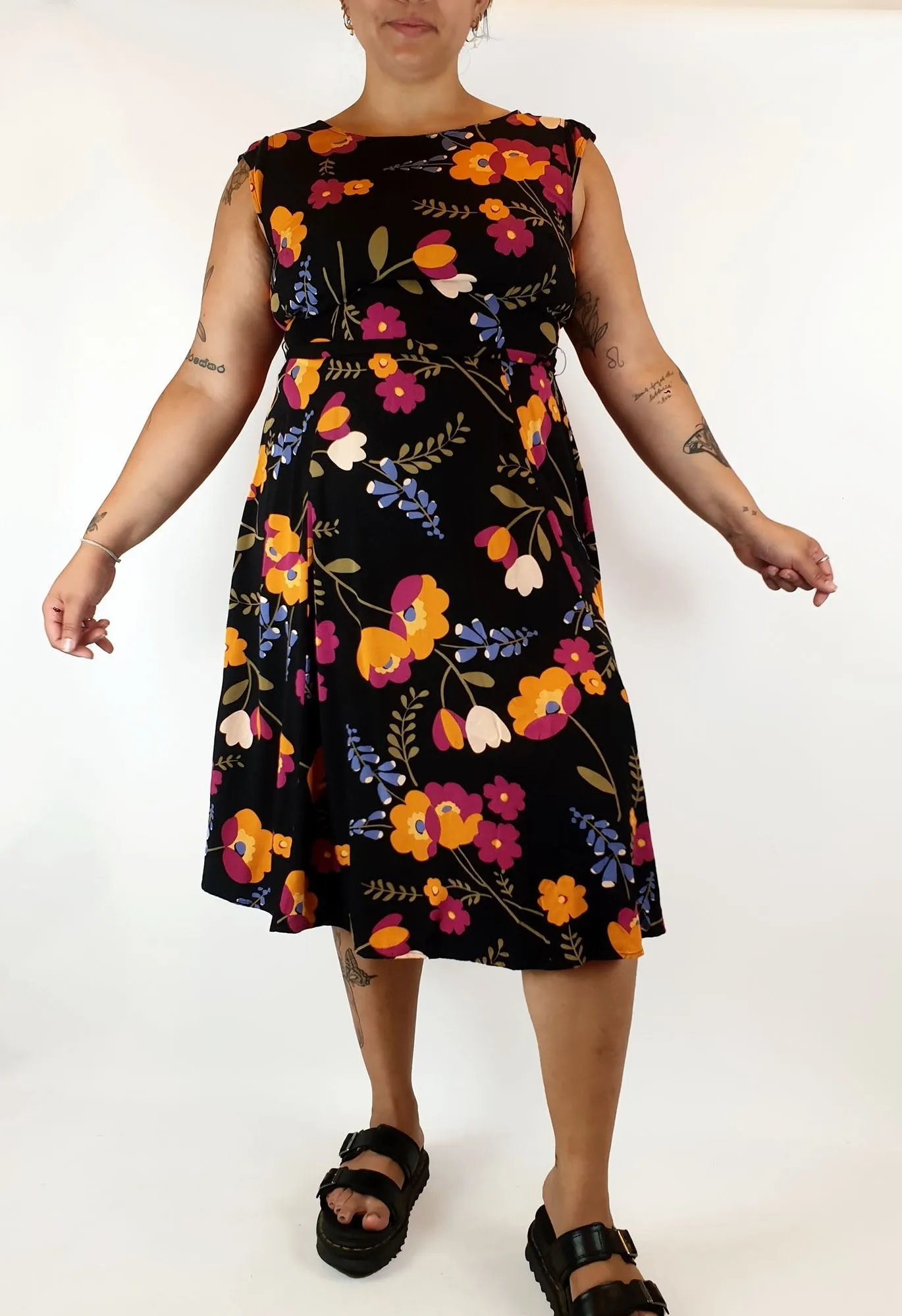 Princess Highway black and floral print dress size 16