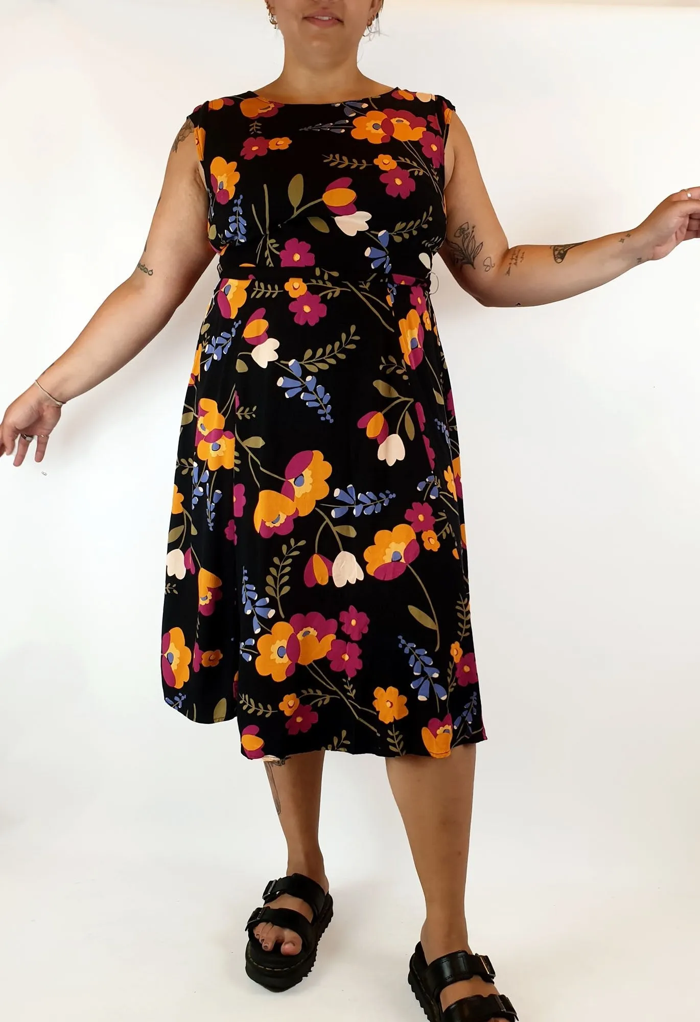 Princess Highway black and floral print dress size 16