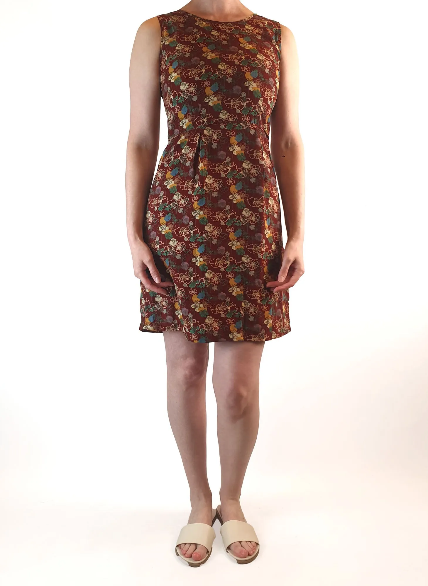 Princess Highway red unique print sleeveless dress size 6