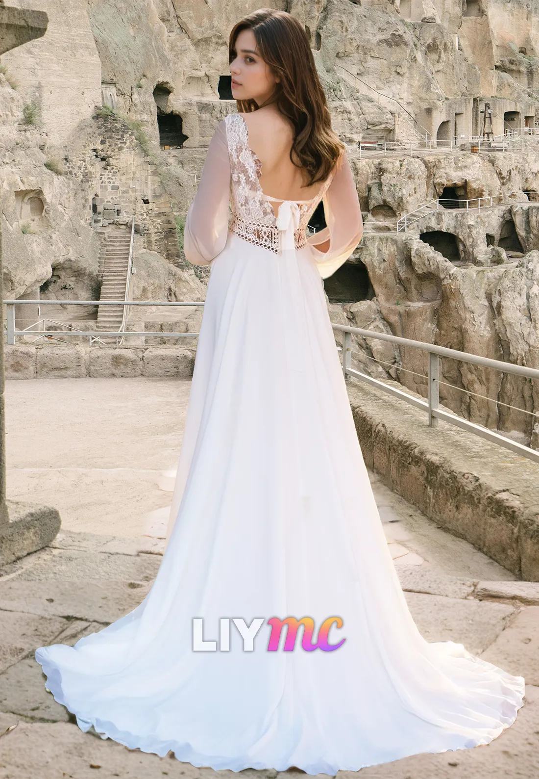 V-Neck Long Sleeves Lace Appliques A-Line Boho Wedding Dress