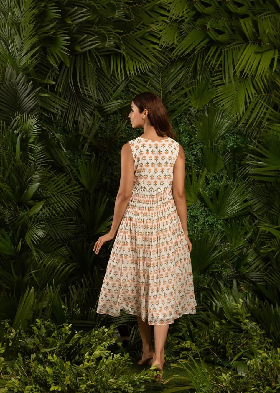 White & Orange Printed V-Neck Sleeveless Dress