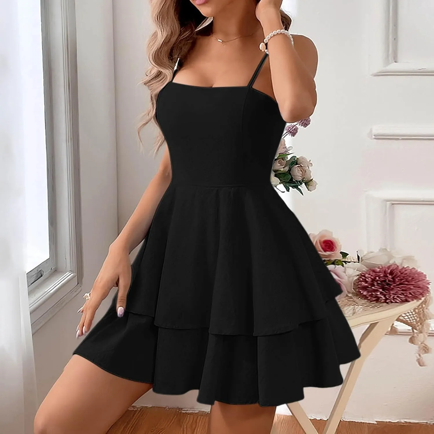 Women's 2025 Summer Spaghetti Straps Tube Mini Dress Smocked Ruffle A Line Tiered Flowy Short Party Club Dresses